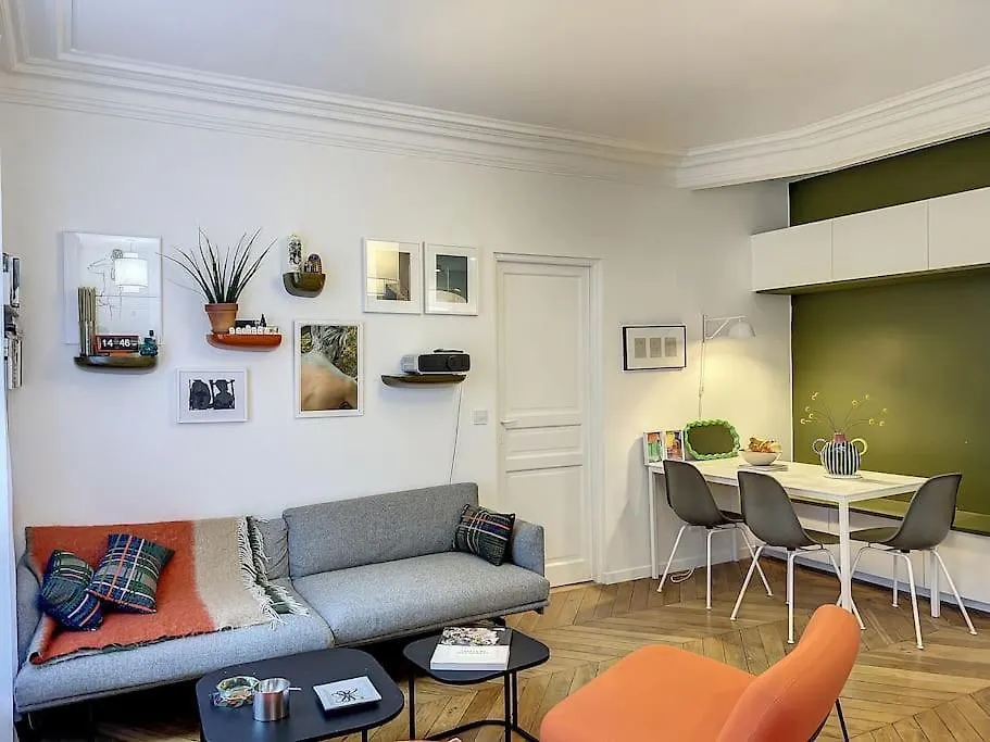 Apartment Appartement Art Bougee Montmartre Paris