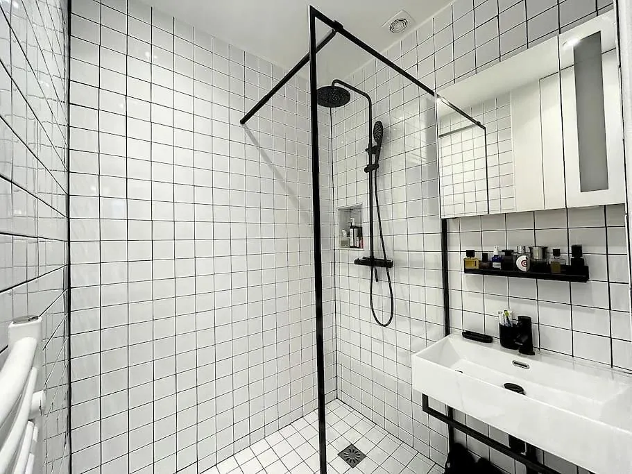 Apartment Appartement Art Bougee Montmartre Paris France
